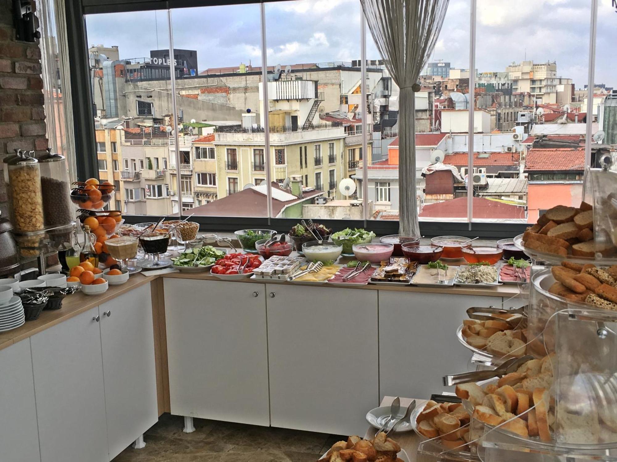 Taksim Line Hotel — Photos 2